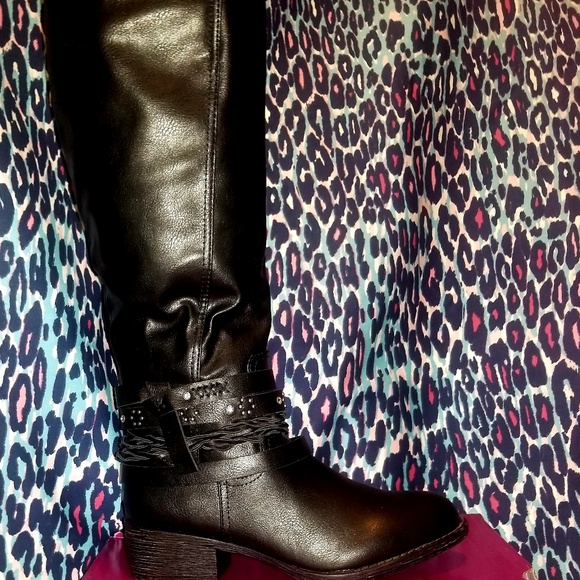 Rampage Boots - Picture 3 of 4